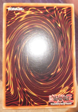 LOB-108 Man-Eater Bug Super Rare UNL Edition Yugioh Card Foil shift Misprint - Image 2