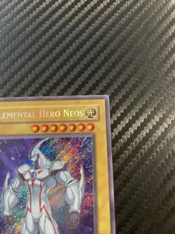 Elemental HERO Neos CT03-EN001 2006 Collectors Tin Limited Edition - Image 3