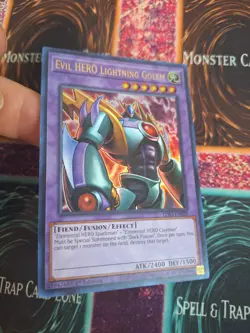 Yugioh Evil HERO Lightning Golem LDS3-EN028 Ultra Rare 1st Edition Near Mint - Image 2