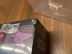Evolving Skies Pokemon Elite Trainer Box ETB *RIPS IN PLASTIC* [Syl/Esp/Gla/Vap] 820650808944 - Image 3