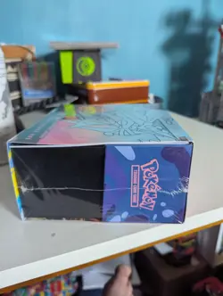 Pokemon TCG Chaos Rising Elite Trainer Box Pokemon Center New & Sealed - Image 4