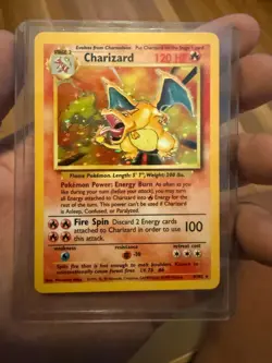 Charizard 4/102 Holo Base Set Unlimited 1999 Pokemon Card - Image 1