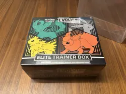 Evolving Skies Pokemon Elite Trainer Box ETB [Jolteon/Umbreon/Leafeon/Unbreon] - Image 1
