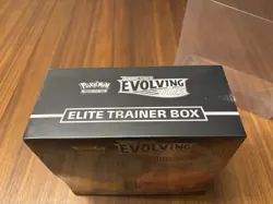 Evolving Skies Pokemon Elite Trainer Box ETB [Jolteon/Umbreon/Leafeon/Unbreon] - Image 2