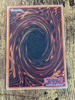 Yugioh Red-Eyes B. Dragon SDJ-001 Unlimited Ultra Rare - Image 3