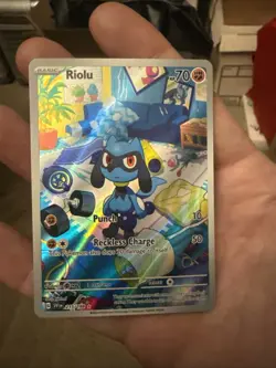 Riolu 215/198 Illustration Rare Scarlet & Violet Pokemon Near Mint - Image 1