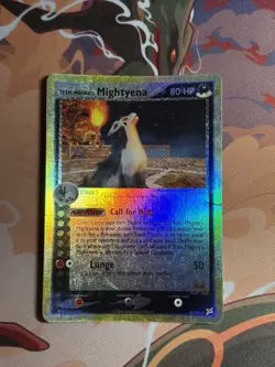 Team Magma's Mightyena 37/95 EX Magma vs Aqua Pokemon Card Reverse Holo Rare MP - Image 2