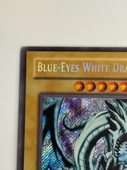 Blue-Eyes White Dragon Secret Rare FL1-EN001 HP Yugioh - Image 3