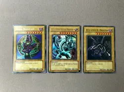 YuGiOh! 2002 LOB: Blue-Eyes, Dark Magician, Red-Eyes! NM-MINT (Original Print) - Image 1