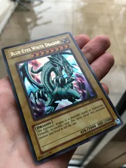 YuGiOh! 2002 LOB: Blue-Eyes, Dark Magician, Red-Eyes! NM-MINT (Original Print) - Image 4