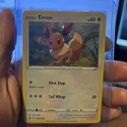 Eevee SWSH095 SWSH: Sword & Shield Promo Cards Holo - Image 1