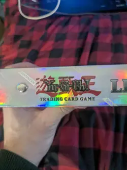 Yu-Gi-Oh Legendary Collection Binder With God Cards - Image 3
