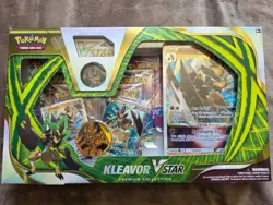 Pokemon TCG Kleavor VSTAR Premium Collection Box (2022) - Image 1