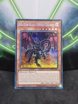 Yugioh Red-Eyes Black Meteor Dragon MP24-EN107 Prismatic Secret Rare 1st Ed NM - Image 1