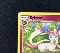 2019 Pokemon Sun & Moon Cosmic Eclipse Sylveon 155/236 LP - Image 2