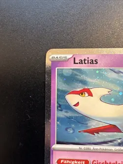 Latias 139 Pokemon Karmesin & Purpur Black Star Promos SVP 2024 Swirl NM Deutsch - Image 4