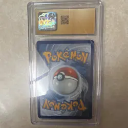 CGC 10 Pristine Pikachu VMAX 044/185 Vivid Voltage Swsh04 Holo 2020 - Image 2