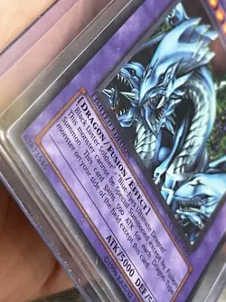 Yugioh Dragon Master Knight UE02-EN001 Ultra Rare Limited Edition - Image 2