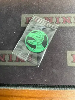 POKEMON CARD OFFICIAL COIN Iron Leaves Chinese LIMITTED - Image 1