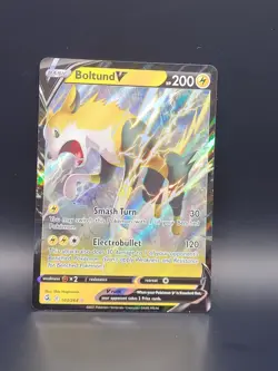 Pokemon TCG Boltund V Fusion Strike 103/264 Holo Rare NM. - Image 1