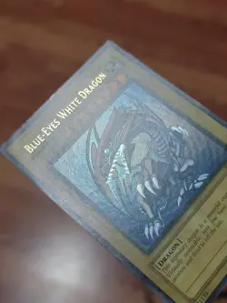 YuGiOh Blue Eyes White Dragon SDK-001 Faded Misprint Ultra Rare MP - Image 2