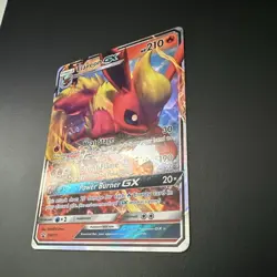 The Pokemon Company Flareon GX Sun & Moon Promo Holo EN 2019 210 HP SM171 - Image 3