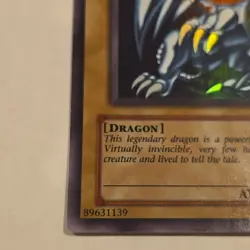 NM Yu-Gi-Oh! TCG Blue-Eyes White Dragon Kaiba SDK-001 Unlimited Ultra Rare - Image 3