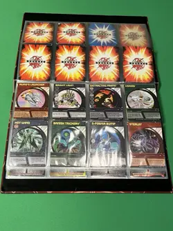 2008 Bakugan Battle Brawlers card binder with 80 Cards! - Image 5