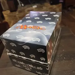 MTG 2018 Challenger Deck Box 8 Decks NEW FACTORY SEALED (2X - 4 Different Decks) - Image 1