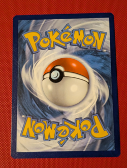 Pokemon TCG - Pikachu - 005/025 Full Art 25th Anniversary - Celebrations - Image 2