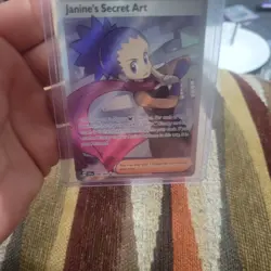 Pokemon TCG Janine's Secret Art 088/064 Sv: Shrouded Fable Holo NM/M - Image 2