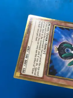 YUGIOH Gold Rare Glow-Up Bulb PGL2-EN033 1st Edition PLAYED - Image 4