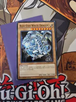 YUGIOH BLUE-EYES WHITE DRAGON SDKS-EN009 COMMON 1ST ED NM VER. 4 - Image 2