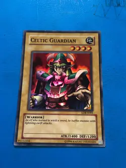 YUGIOH Super Rare Celtic Guardian LOB-E005 - Image 1