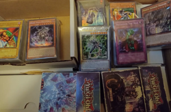 Yugioh 1500+ Cards Bulk Lot 500+ Holos Mixed Bag + 2 Deck Boxes - Image 1