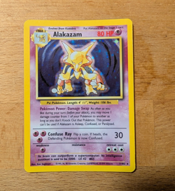 Wizards of the Coast Pokemon TCG Alakazam Base Set Holo Rare 1/102 EN - Image 1