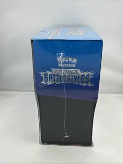 New Pokemon TCG Sword & Shield - Battle Styles - Elite Trainer Box ETB BLUE - Image 3