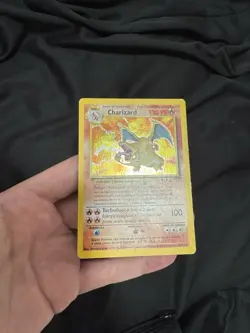 Pokemon Charizard 4/102 Set Base Rara Holo Unlimited Wizards ITA Carte Vintage - Image 4