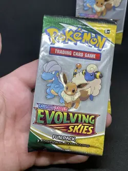Pokemon TCG SWSH Evolving Skies Fun Pack Booster x3 Packs Sealed 3 Card Pack - Image 2