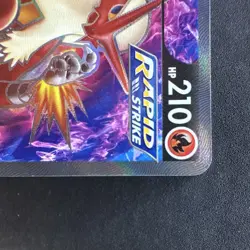 Pokemon Company Blaziken V 161/198 Chilling Reign Ultra Rare Holo EN 2021 - Image 3