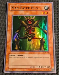 Yugioh Man-Eater Bug LOB-108 Super Rare OG Print NM/M! - Image 1