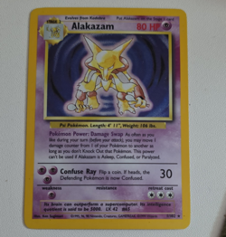 Wizards of the Coast Alakazam 1/102 Base Set Holo Rare Unlimited 80 HP Eng - Image 1
