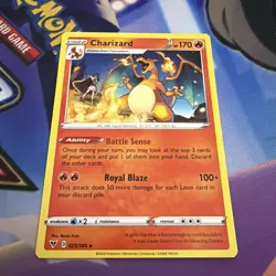 Pokemon Charizard #025/185 English Vivid Voltage Non-holo - Image 3