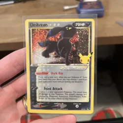 Pokemon TCG Umbreon Gold Star 17/17 Celebrations Classic Collection Holo - Image 1