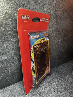 Yugioh Legendary 2 Pack + Bonus Card (One Pack Legend of Blue Eyes White Dragon) - Image 3