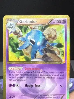 Pokemon Card Garbodor 119/116 Gold Plasma Freeze Secret Rare Light Play - Image 2