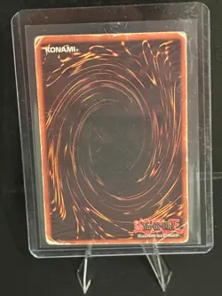 Yu-Gi-Oh! TCG Blue-Eyes White Dragon Ultra Rare Konami 1996 SDK-001 From 2002 - Image 2
