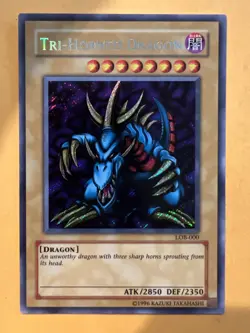 YUGIOH Legend Of Blue Eyes TRI-HORNED DRAGON LOB-000 SECRET RARE M/NM - Image 1