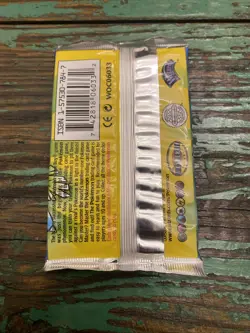 1999 Pokemon Base Set Unlimited Booster Pack Venusaur Sealed 21.3 Grams. - Image 2