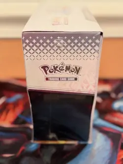 Pokemon TCG SV8.5 Prismatic Evolutions Elite Trainer Box Factory Sealed - Image 4